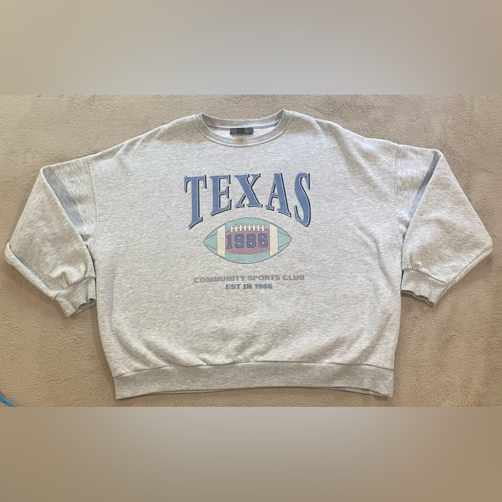 Texas Community Sports Club Oversized Sweatshirt Est In 1986 Men’s Medium